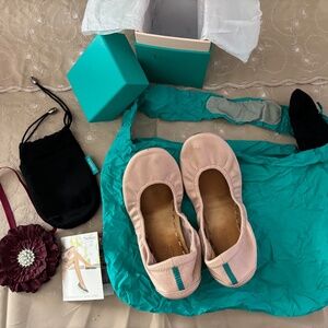Tieks size 6
